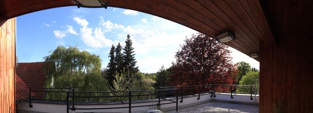 Stirinska Stodola U Prahy Hotell Kamenice Exteriör bild