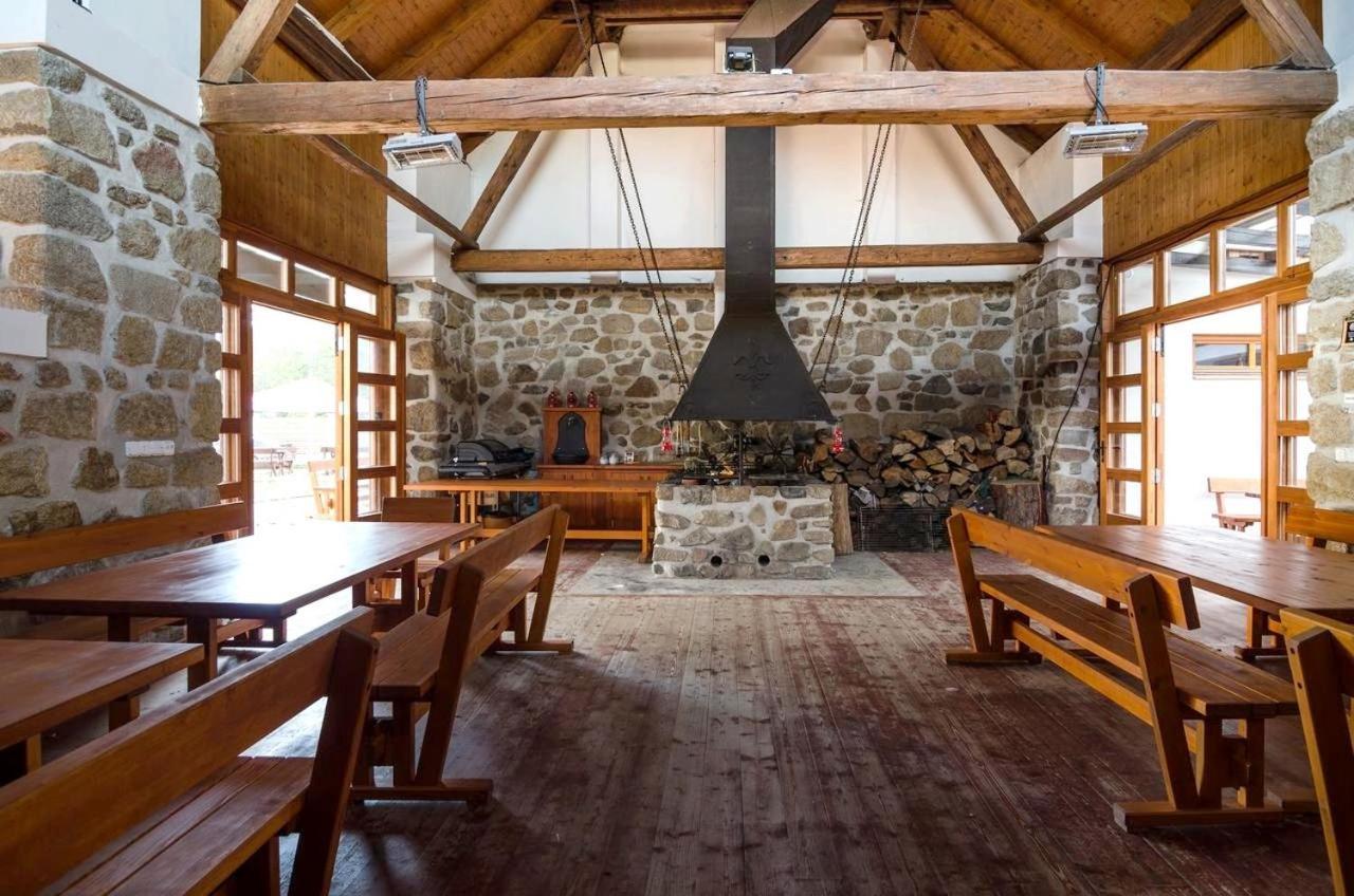Stirinska Stodola U Prahy Hotell Kamenice Exteriör bild